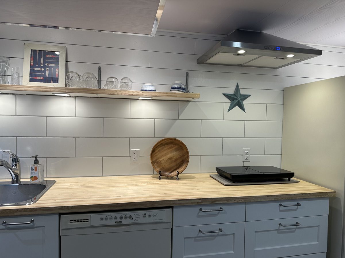 The Wade Inn Cozy Kitchen